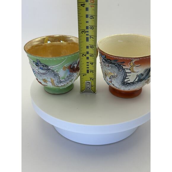 Vintage Japanese Moriage Dragon Ware Teacups One Red One Green - Picture 3 of 8